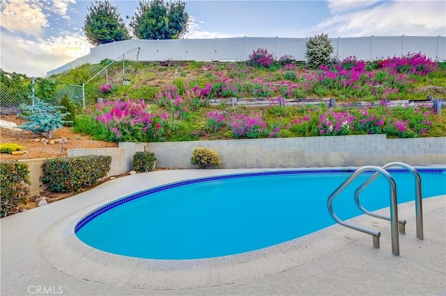 2978 Crownview Dr, Rancho Palos Verdes, CA 90275 - view of pool