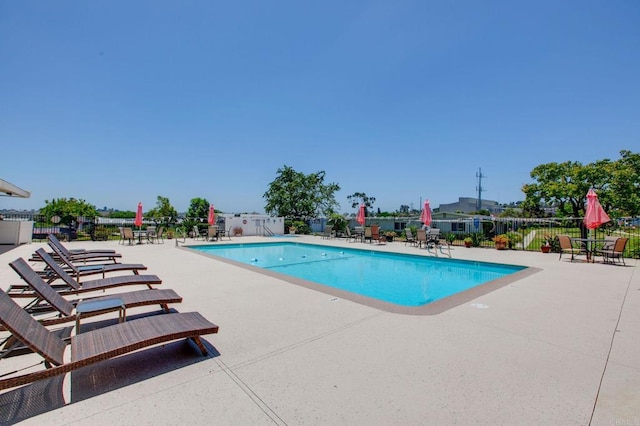 3555 Boussock Ln, Oceanside, CA 92057 - community pool featuring a patio