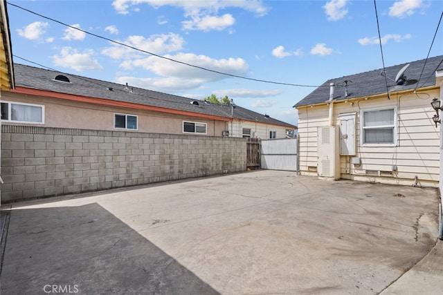 2218 Ximeno Ave, Long Beach, CA 90815 - view of patio