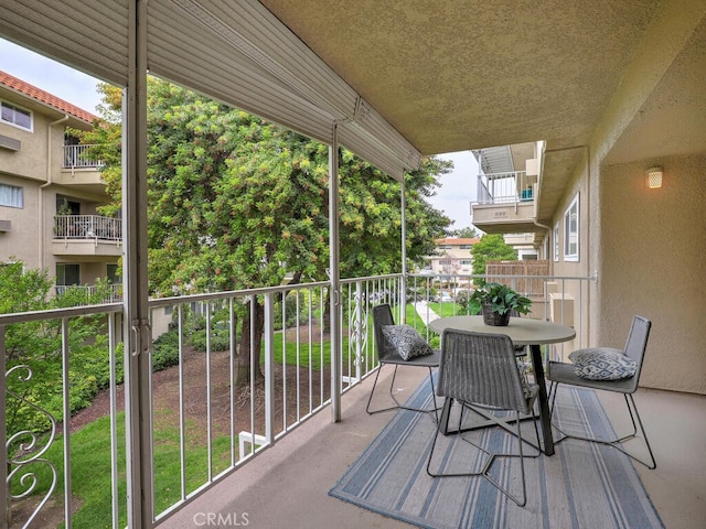 2390 Via Mariposa W Unit 2E, Laguna Woods, CA 92637 - view of balcony