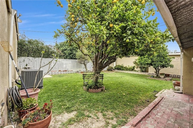 7518 Loch Alene Ave, Pico Rivera, CA 90660 - view of yard featuring a fenced backyard and cooling unit