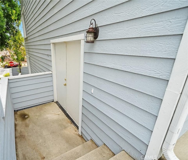 432 W Caldwell Ct, San Dimas, CA 91773 - view of exterior entry