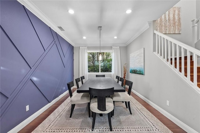 20704 Campania Ln, Porter Ranch, CA 91326 - dining room featuring crown molding, visible vents, dark wood-style floors, baseboards, and recessed lighting
