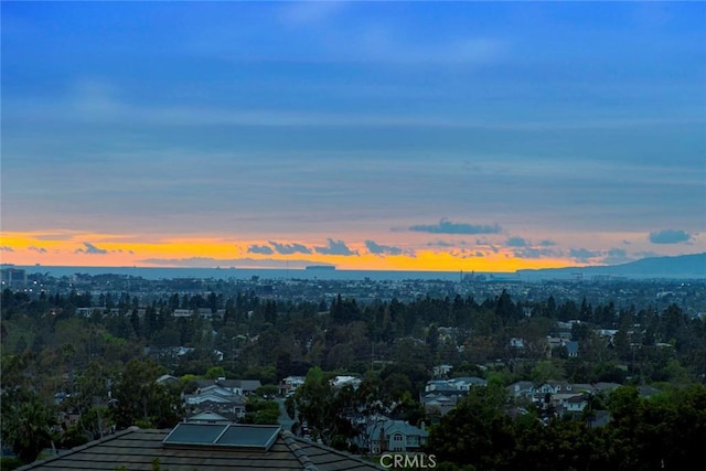 view of aerial view at dusk