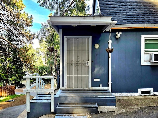 443 Hartman Cir, Cedarpines Park, CA 92322 - view of exterior entry featuring a shingled roof