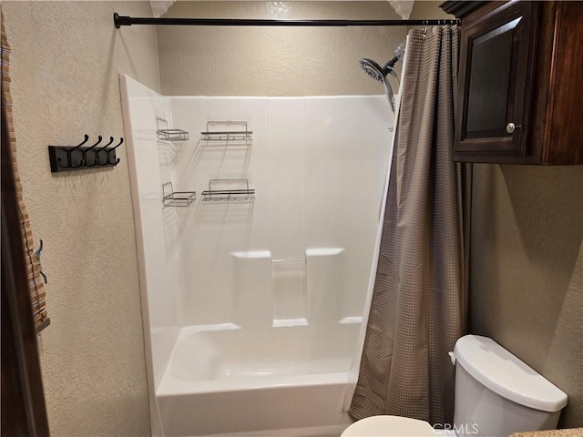 443 Hartman Cir, Cedarpines Park, CA 92322 - full bath featuring a textured wall, toilet, and shower / bathtub combination with curtain