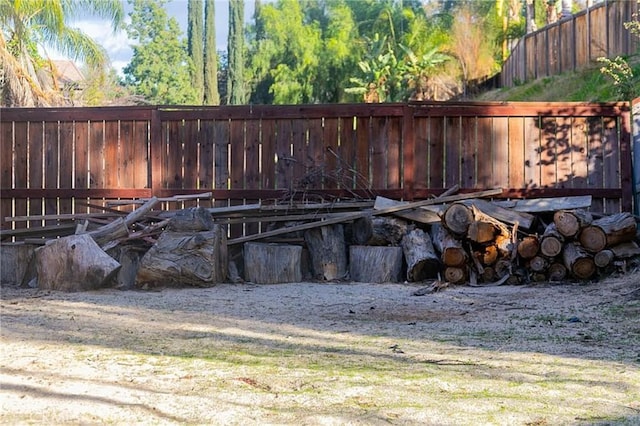 27069 Dawnview Ct, Corona, CA 92883 - exterior space featuring a fenced backyard