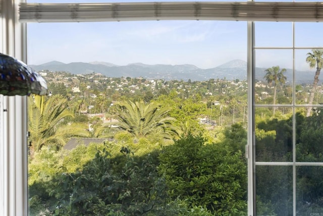8140 Pasadena Ave, La Mesa, CA 91941 - property view of mountains