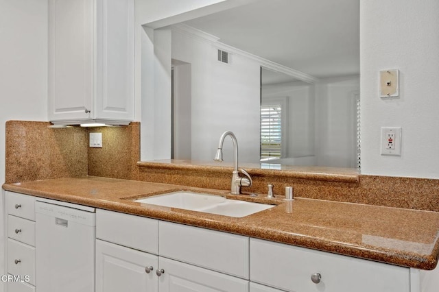kitchen with white cabinets, backsplash, dishwasher, a sink, and visible vents