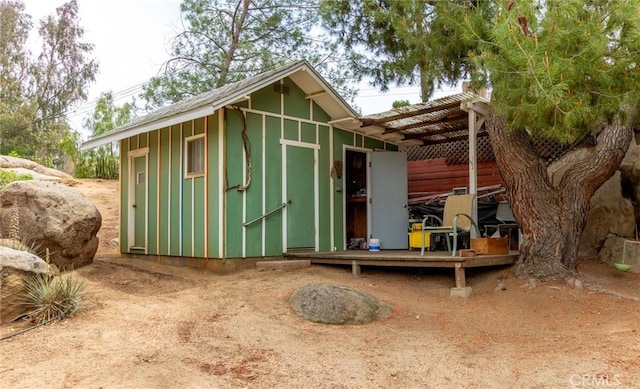 20095 Gustin Rd, Perris, CA 92570 - view of outbuilding featuring an outbuilding