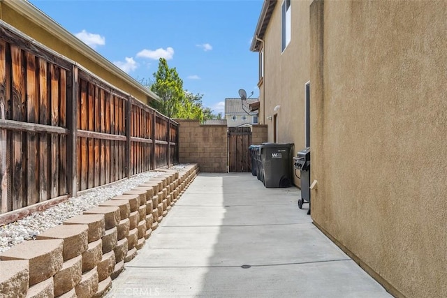 35183 Flamingo Way, Winchester, CA 92596 - view of patio