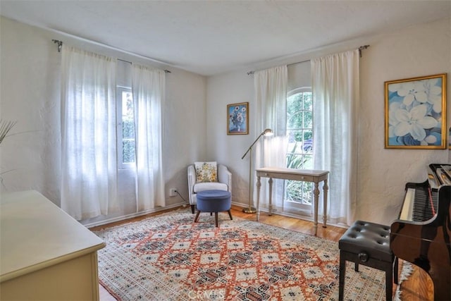 1956 E Woodlyn Rd, Pasadena, CA 91104 - living area featuring wood finished floors