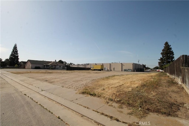 2226 Edmart St, Escalon, CA 95320 - photo 3