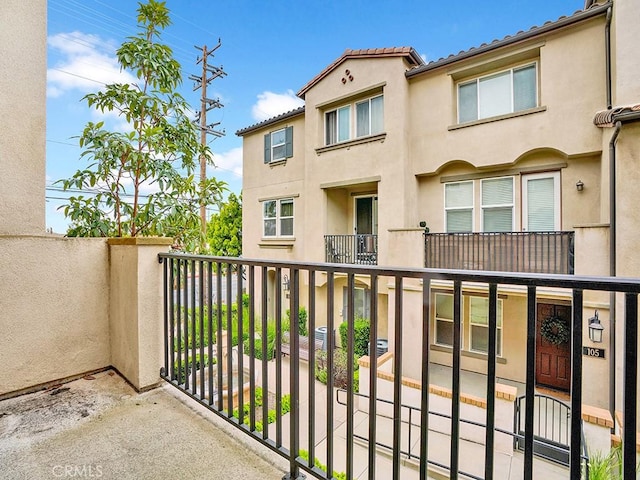 15331 Jasmine Ln Unit 105, Gardena, CA 90249 - view of balcony