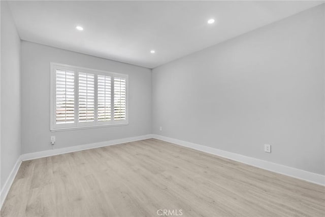 20500 Blairmoore St, Chatsworth, CA 91311 - unfurnished room featuring light wood-style floors, baseboards, and recessed lighting