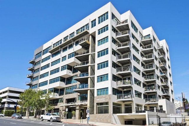1551 4th Ave Unit 611, San Diego, CA 92101 - view of building exterior