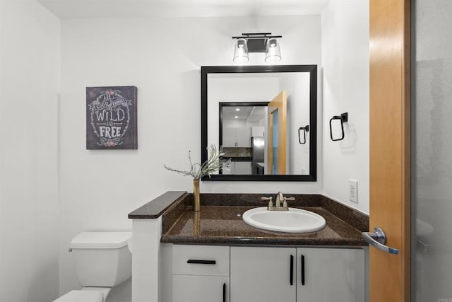 1551 4th Ave Unit 611, San Diego, CA 92101 - bathroom with toilet and vanity