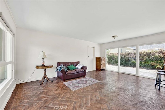 living area with baseboards