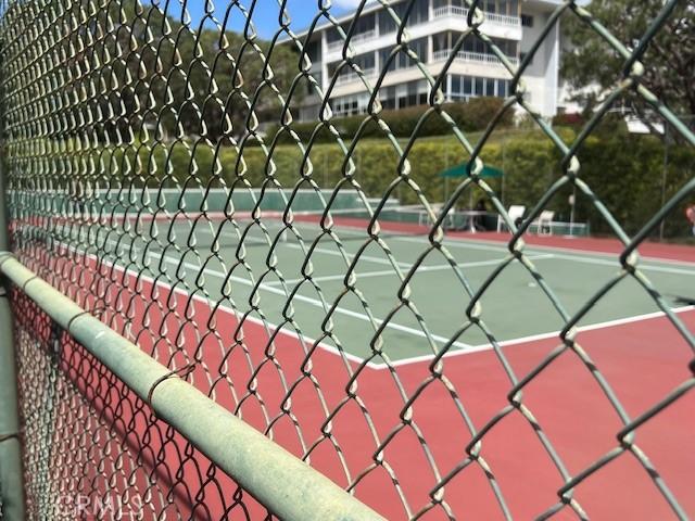 32679 Seagate Dr Unit 308-H, Rancho Palos Verdes, CA 90275 - view of tennis court
