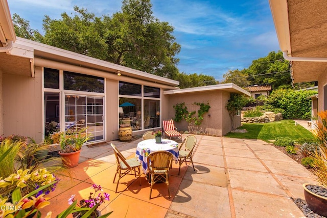 view of patio / terrace featuring outdoor dining area