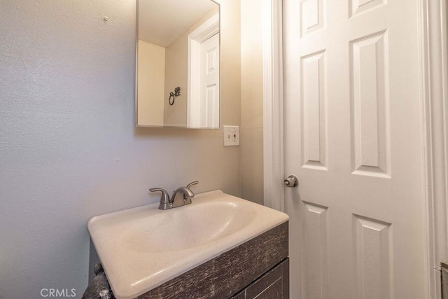 550 Pine Ln, Sugarloaf, CA 92386 - bathroom featuring vanity