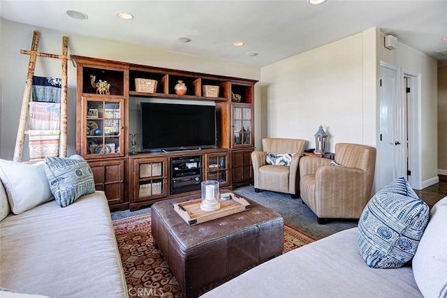 812 8th St, Manhattan Beach, CA 90266 - living area with baseboards and recessed lighting