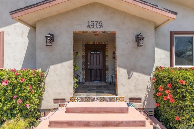 1576 Via Paloma, Escondido, CA 92026 - entrance to property with stucco siding