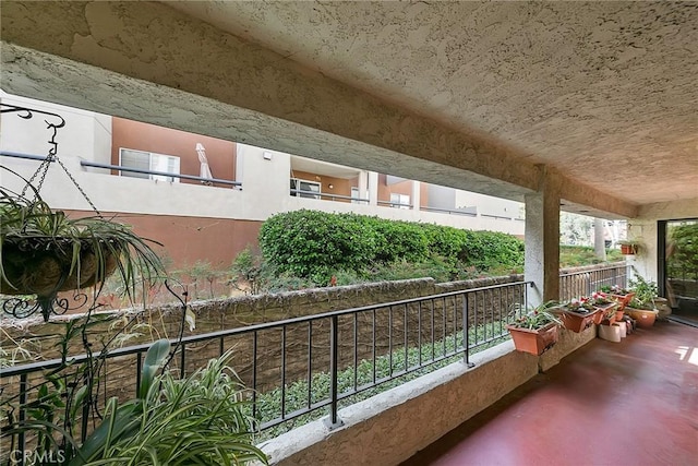 21650 Burbank Blvd Unit 111, Woodland Hills, CA 91367 - view of balcony