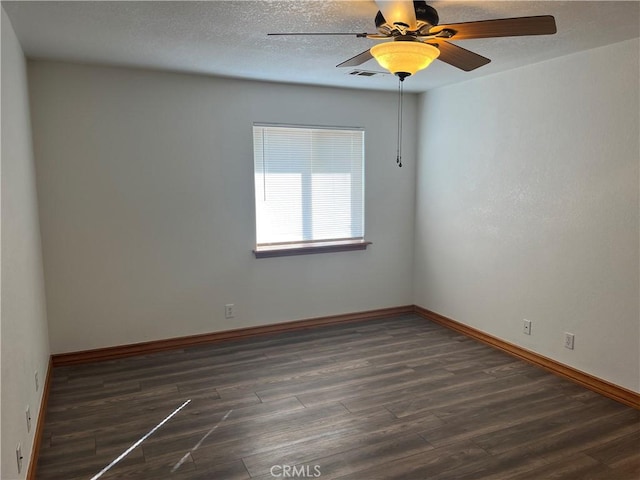 8740 S Loop Blvd, California City, CA 93505 - unfurnished room featuring wood finished floors, baseboards, and ceiling fan