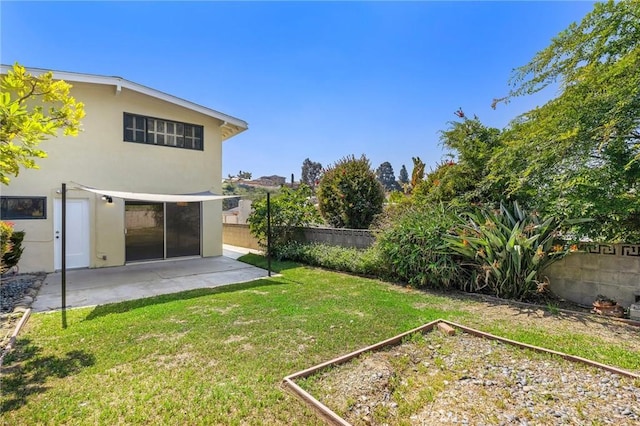 851 Crest Vista Dr, Monterey Park, CA 91754 - view of yard with a fenced backyard, a garden, and a patio area