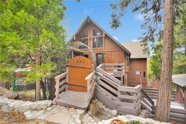 825 Grass Valley Rd, Lake Arrowhead, CA 92352 - view of playground featuring a gate and fence