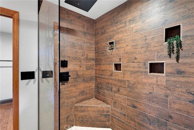 825 Grass Valley Rd, Lake Arrowhead, CA 92352 - full bathroom with a tile shower