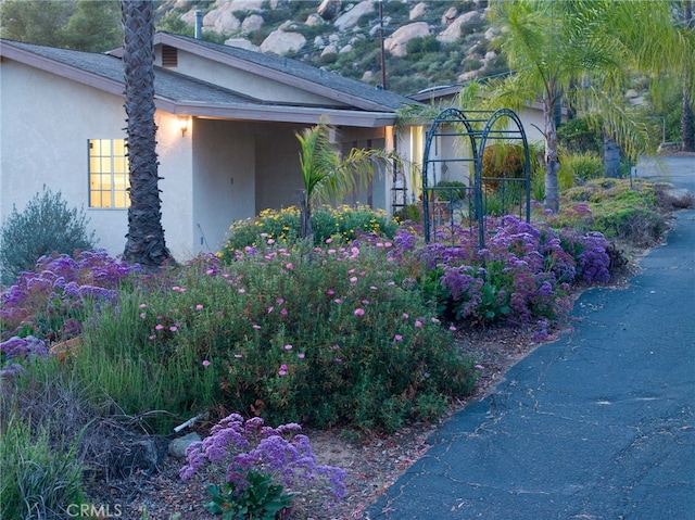 12140 Lilac Knolls Rd, Valley Center, CA 92082 - view of side of home with stucco siding