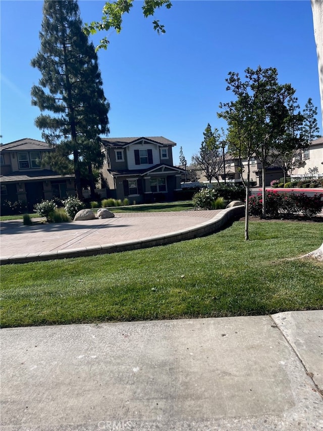 11433 Mountain View Dr Unit 62, Rancho Cucamonga, CA 91730 - view of grassy yard