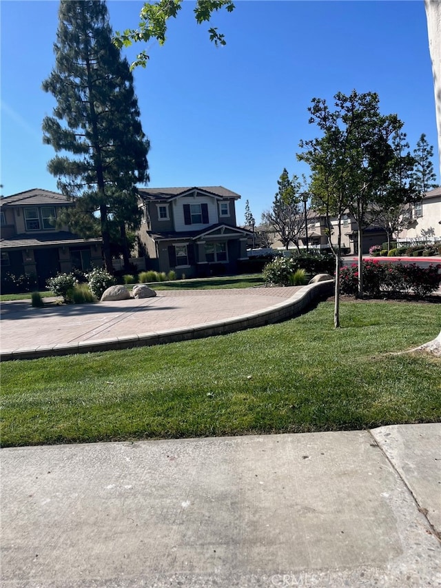 11433 Mountain View Dr Unit 62, Rancho Cucamonga, CA 91730 - view of grassy yard