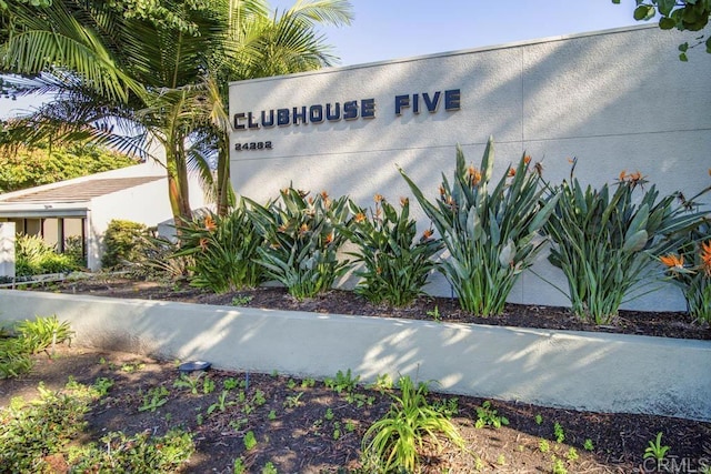 3168 Via Vis Unit B, Laguna Woods, CA 92637 - view of community sign