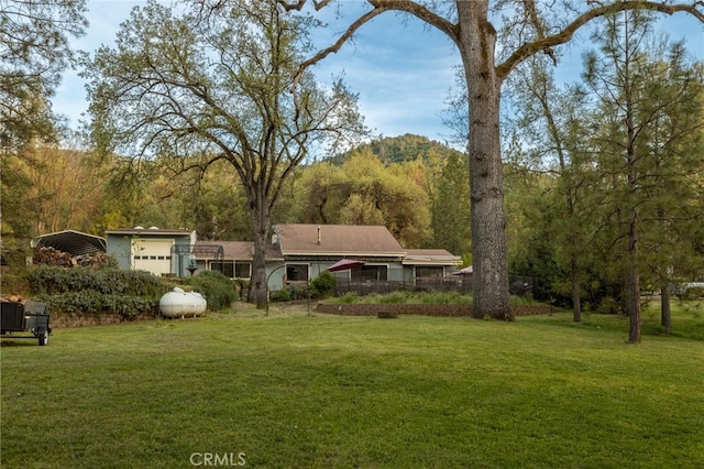 view of yard with a carport