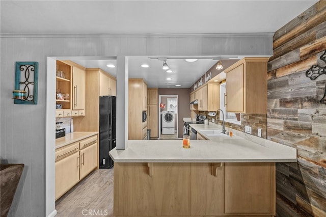 3520 Rosewood Pl, Riverside, CA 92506 - kitchen with electric range, light brown cabinetry, a sink, freestanding refrigerator, and a peninsula