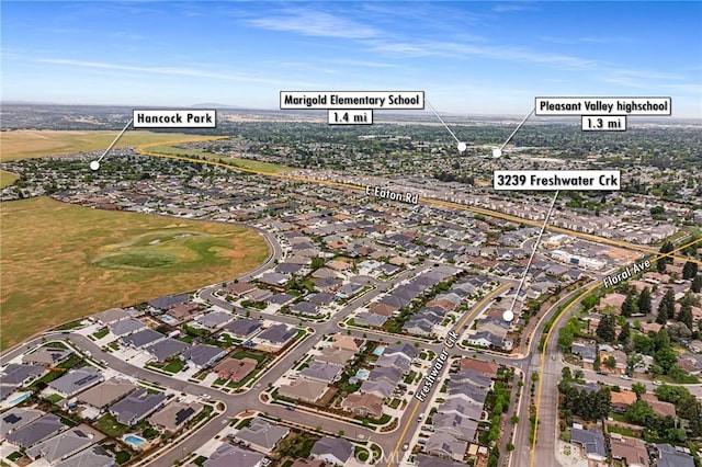 drone / aerial view featuring a residential view