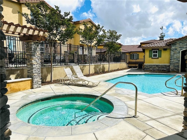8054 Cresta Bella Rd, Rancho Cucamonga, CA 91730 - pool featuring fence, a community hot tub, and a patio area