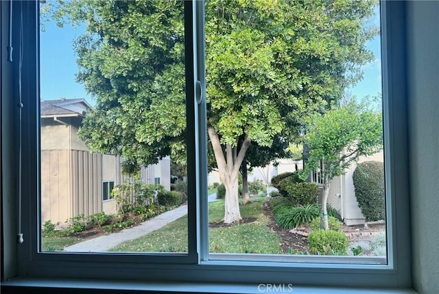 entryway with a healthy amount of sunlight