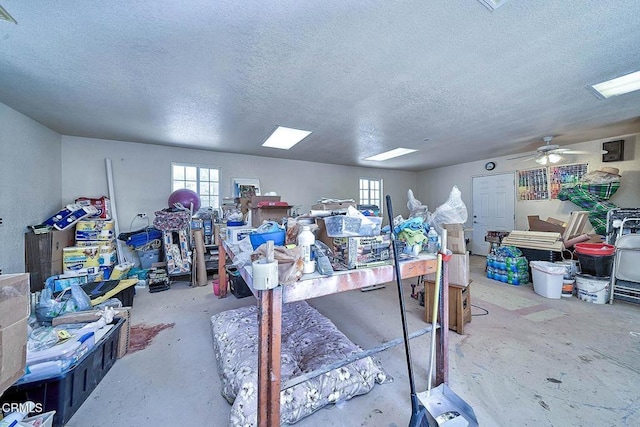 10298 Custer Ave, Lucerne Valley, CA 92356 - photo 43