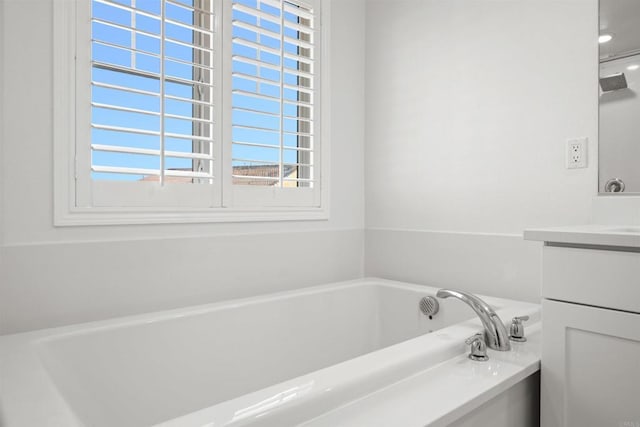 835 Orangedale Ave, Redlands, CA 92374 - bathroom featuring a bath and vanity