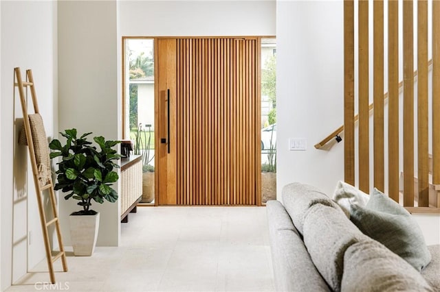 482 Costa Mesa St, Costa Mesa, CA 92627 - foyer entrance with plenty of natural light