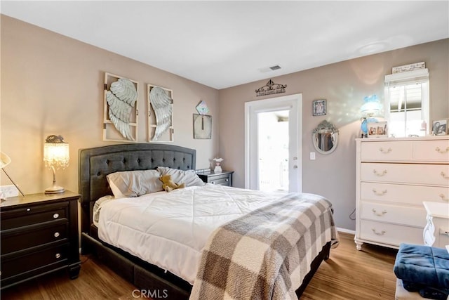 34440 Fawn Ridge Pl, Yucaipa, CA 92399 - bedroom with wood finished floors and baseboards