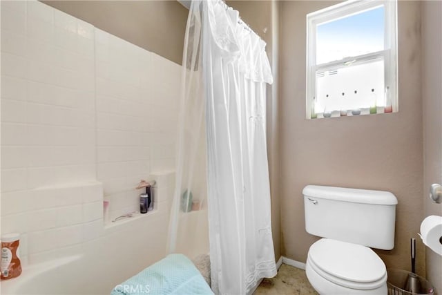 34440 Fawn Ridge Pl, Yucaipa, CA 92399 - full bathroom featuring toilet and a shower with shower curtain