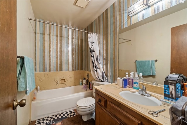 full bath featuring shower / bathtub combination with curtain, toilet, and vanity