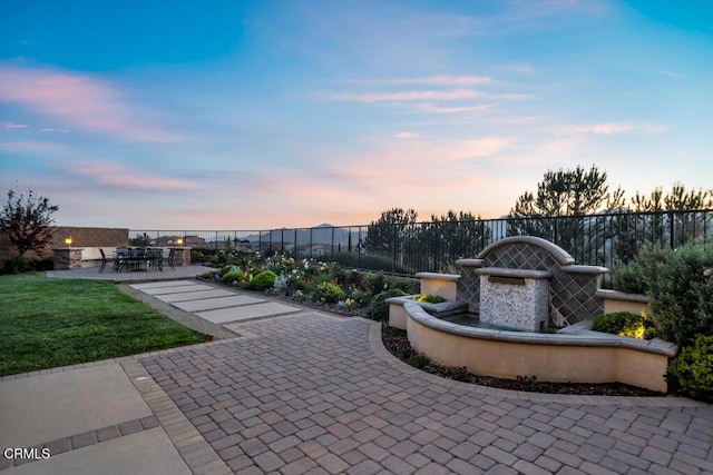 20752 Veneto Way, Porter Ranch, CA 91326 - view of patio