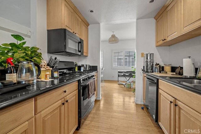 4437 Avocado St Unit 107, Los Angeles, CA 90027 - photo 10
