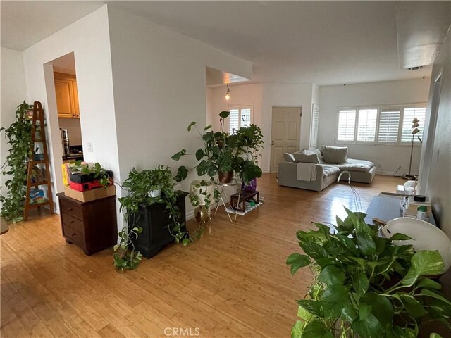 4437 Avocado St Unit 107, Los Angeles, CA 90027 - photo 8